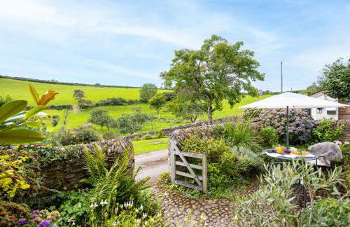 Middle Cottage - Tranquil cottage ideal for walkers - Photo 39