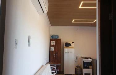Micro casa com ar condicionado 2km da prainha - Foto 7