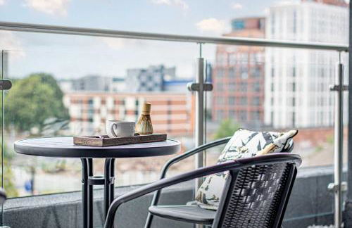 Leeds City Centre 2BR Apartment - Luxury Stay with Private Terrace - Foto 33