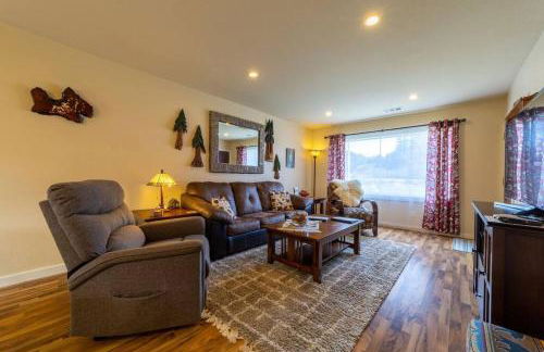 Elk Meadow Cabins 19A Johnny Redwood Suite - Photo 13