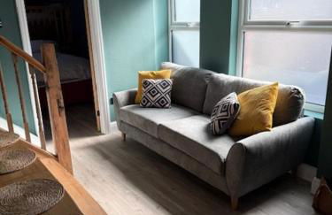 Brand New Stylish Converted Coach House in Cardiff - Foto 16