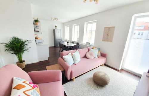 PB Ferienwohnungen - FeWo 7 - Stilvoll eingerichtetes Apartment im Herzen Senftenbergs - Foto 2