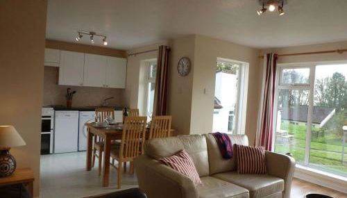 8 Manorcombe Bungalows - Photo 4