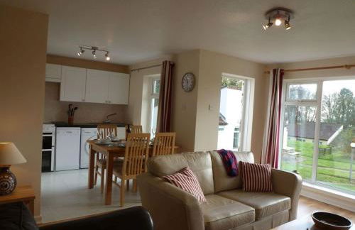 8 Manorcombe Bungalows - Photo 4