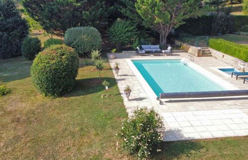 Maison de campagne avec piscine privée, 4 personnes - FR-1-824-9 - Foto 4