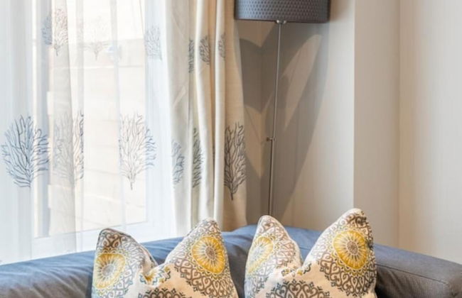 Modern Lakeshore 3BR 3BA TH Free Parking BBQ - Foto 59