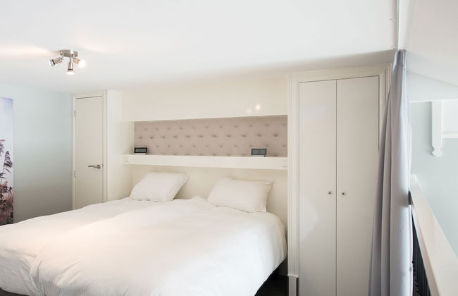 BizStay Park Central Apartments - Photo 10