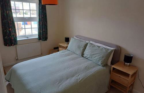 Arundel Central Apartment with parking - Foto 2