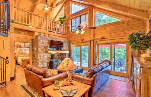Luxury Mountain Cabin with Furnished Deck and Views! - Foto 7