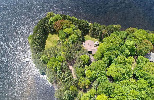 Two Bear Lodge on Lost Land Lake - Photo 48