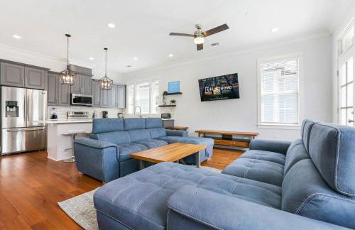 Hosteeva Brand New Condo with a Pool Steps to St Charles Ave - Foto 2