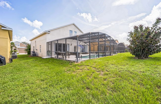 Elegant 5br Villa With Private Pool 5 Bedroom Home by RedAwning - Photo 38