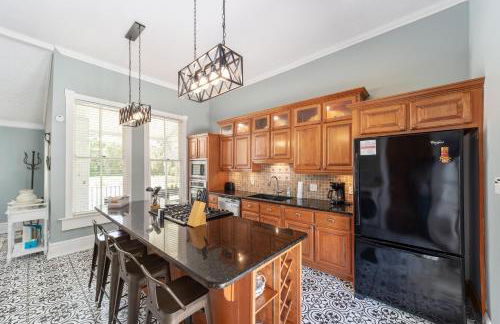 Martin A -Private historic district apt with pool-suite A - Foto 6