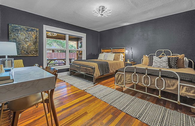 The Mod Poppy Large Home 10 Minutes From it all - Foto 51