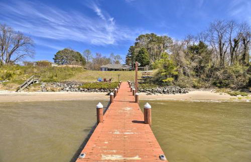 Gloucester Retreat with Backyard Oasis and Pier! - Foto 35