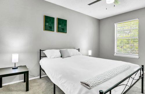 Spacious 2BR Apartment with Pool and Gym - Foto 13