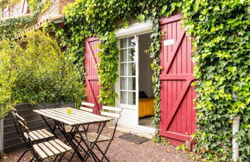 Les Gîtes du Robelier - L'étang - Photo 2