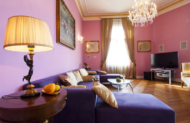 Filip Palace Luxurious Apartment - Photo 28