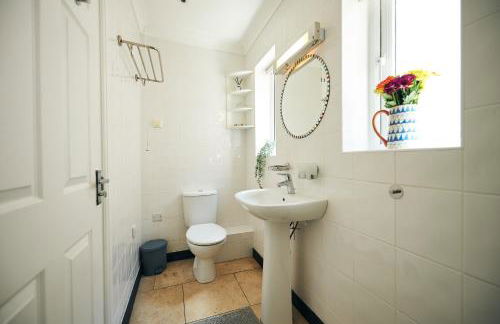 Cliff Haven "Dogs go free" - Photo 14