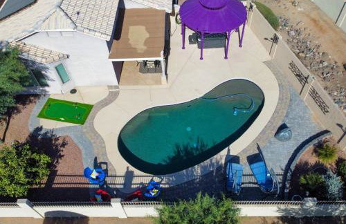 StayShores Chic Retreat – Pool HotTubSweet Sleep - Photo 51