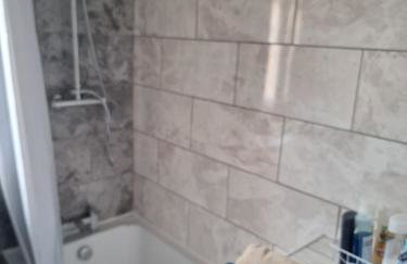 Newly Refurbished 2- Bed Stylish Home - Foto 21