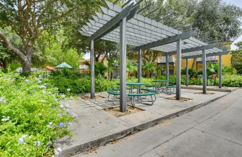 Near Disney and Epic Universe Home with Resort Perks - Foto 37