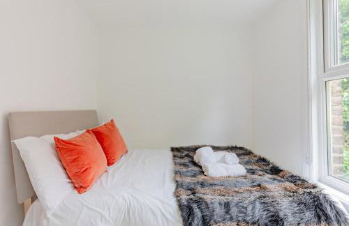 Luxuriously Curated 4BD Home Stoke Newington - Foto 65