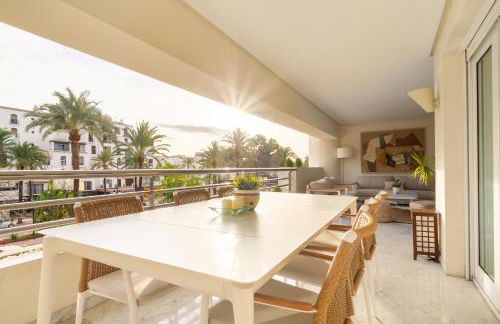 MARBELLA BANUS SUITES - Playas del Duque Luxury - Foto 14