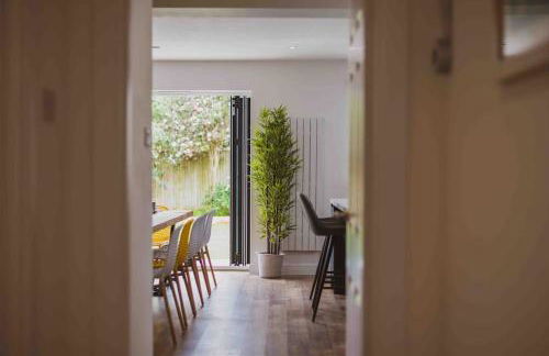 Luxe Ocean+playroom+Seascape - Photo 36