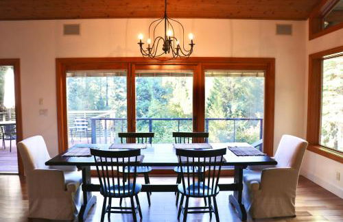 Lux, designer 8-acre retreat with private creek - Foto 5