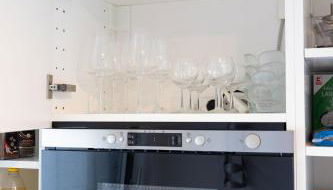 Rob's Suite - Zentrale Design-Suite am Opernplatz, 2 Zimmer, 2 Bäder und Top-Ausstattung - Foto 2