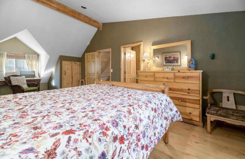 Abe's Cool Cabin - Nice luxury home with a game room, hot tub, and pool table - Foto 30