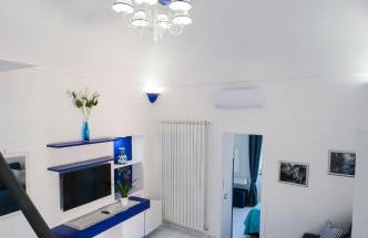 Admiring Amalfi - Photo 20