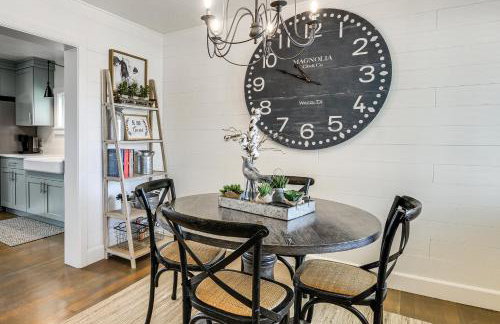Cozy Farmhouse-Style Cottage by Mighty 5 Ntl Parks - Foto 6