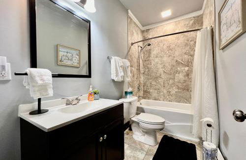 Newly Renovated Historic mansion ☆ 8 Bedrooms - Foto 17