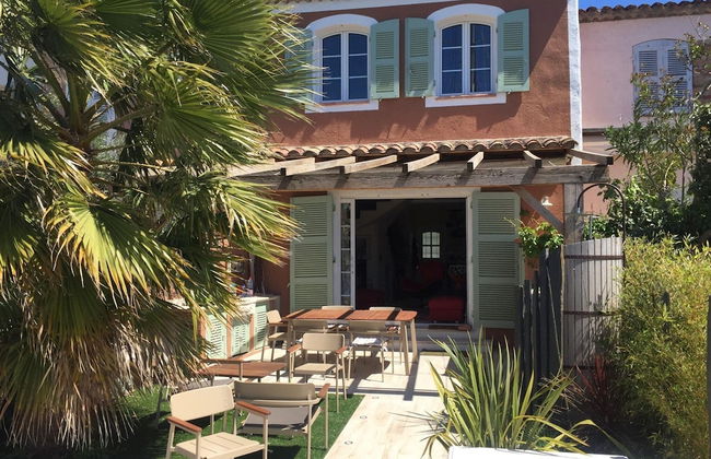 Lovely Holiday Home in Port Grimaud With Terrace - Photo 23