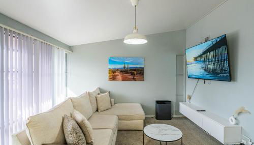 Spacious 2 Bedroom, 2 Bath, Pool, Free Parking, Gym - Foto 2