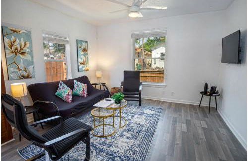 Charming 4br/2ba Only 5 Mins Downtown & Riverwalk - Foto 12