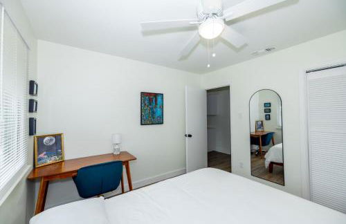 Luxury 4BR Oasis with Pool, Hot Tub & Game Room! - Foto 17