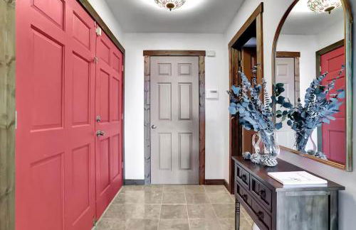 5 Bedroom Suites Hot Tub Jacuzzi Tub & Game Room - Photo 56