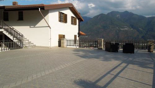 A. F.antastic V.iew - Photo 3