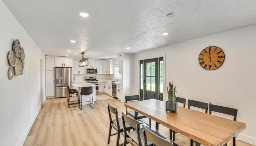 Charming Middlebury Retreat with Patio and Fire Pit - Foto 2