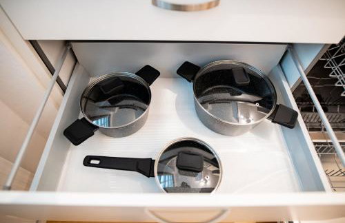 C4S -COME4STAY -InnHarmony- Stilvoll eingerichtetes Apartment für bis zu 8 Personen - Hochwertige Betten I voll ausgestattete Küche I Balkon I Badezimmer I WLAN I Smart TV - Foto 41