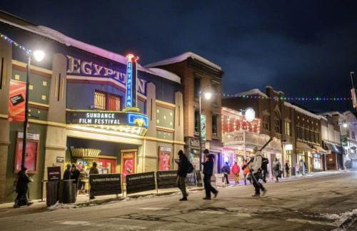 Reduced Nightly Rates! Park City Cabin, Hot Tub, Fire Pit - Sleeps 14 - Photo 18