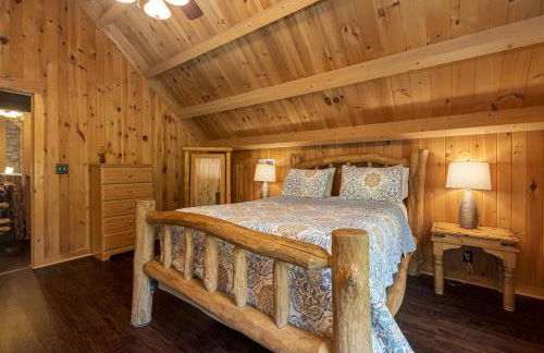 Luxury Log Cabin w Hot Tub Near Carbondale - Foto 30