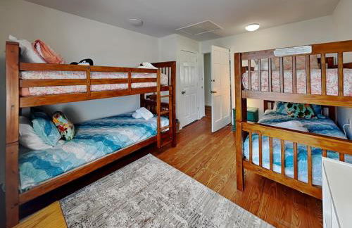 Good Vibrations - Photo 20