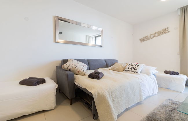 The Haneviim Court - Isrentals - Foto 65