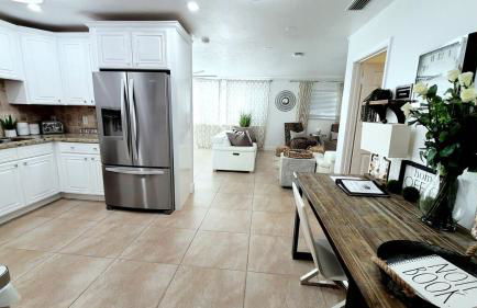 PoshPadz Villa Oceana-Hot tub, HUGE Pool, Beach - Foto 34