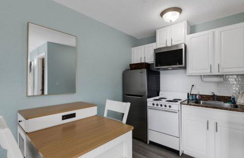 Sunset Corner - Beach View & Heated Pool! - Foto 45