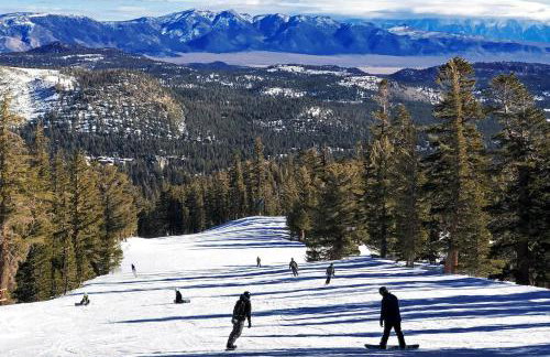 Mammoth's Best Location! 2BRLoft by Canyon Lodge - Photo 35